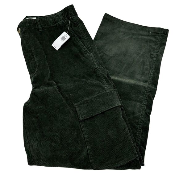Old Navy Corduroy Cargo Pants Baggy Fit Stretch Boys Sz 18 30x29 Dark Green NWT - Picture 1 of 5